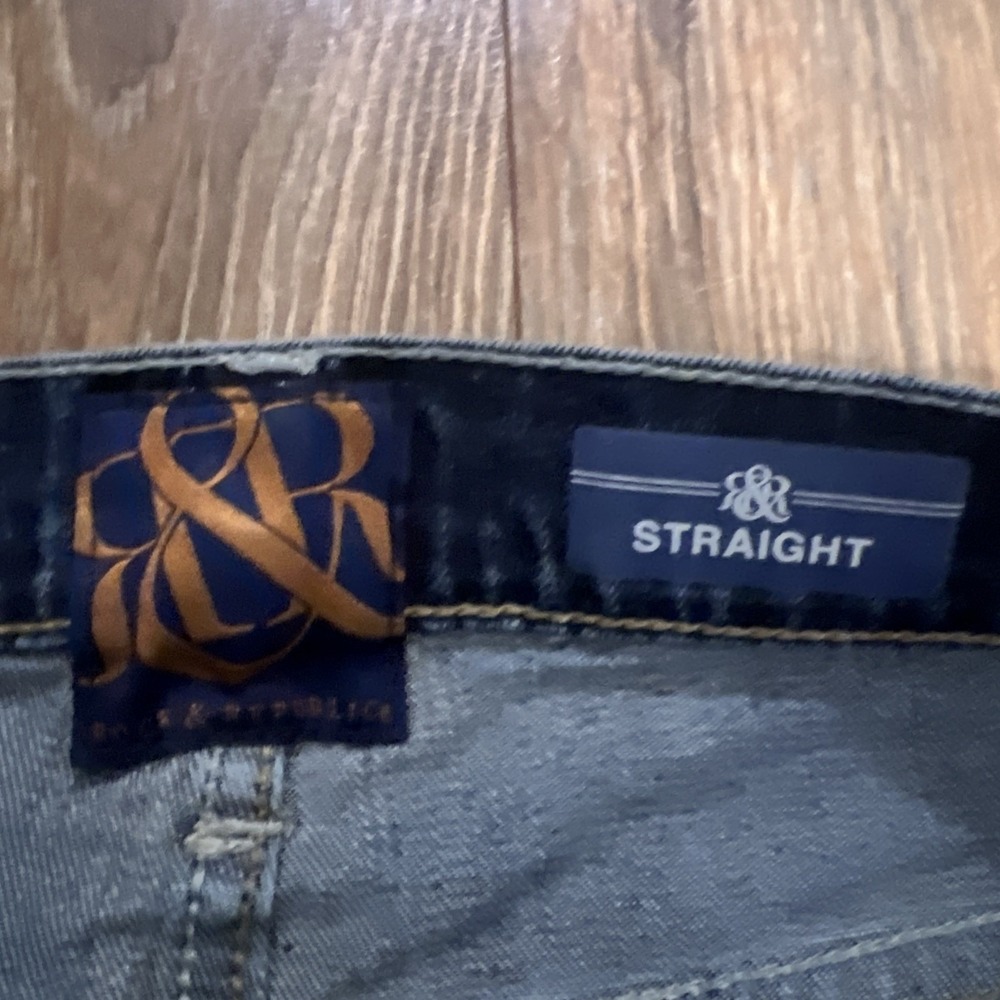 Rock & Republic Jeans Mens 38x32 Blue Rebellion Straight Leg Denim - Picture 8 of 13